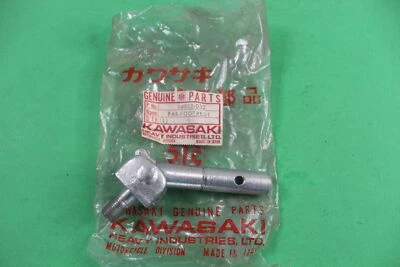 НОВЫЙ ИЗ СТАРЫХ ЗАПАСОВ OEM KAWASAKI 1972 1974-75 F9 ПОДНОЖКА #34003-032 - Изображение 1 из 4
