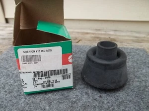 NOS Green Label Parts Genuine Onan Generator Mount part # 402-0284 Cushion VIB - Picture 1 of 2