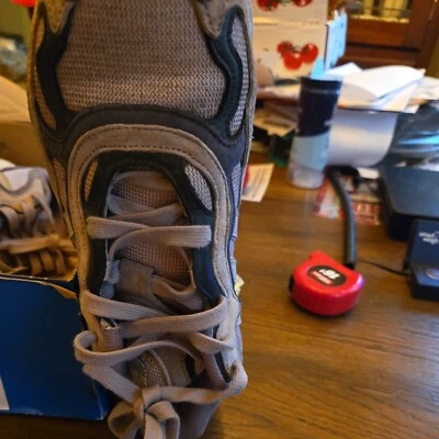 Adidas Temper Run marrom claro tamanho 9 - Imagem 1 de 4