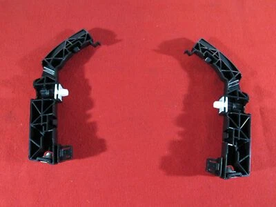 Soportes de soporte de parachoques delantero izquierdo y derecho Dodge Challenger NUEVO OEM MOPAR Foto 1 de 3