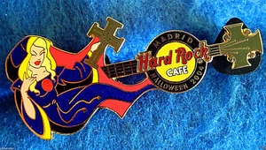 MADRID HALLOWEEN BLOND CROSS GIRL VAMP GUITAR SERIES 2004 Hard Rock Cafe PIN LE - Bild 1 von 1