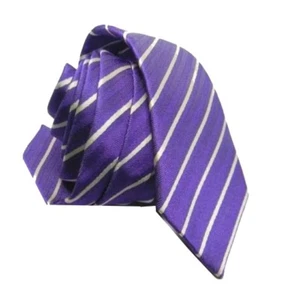 NUOVA CRAVATTA VIOLA A RIGHE BIANCHE MADE ITALY SETA TOP QUALITY TIE VIOLET  - Picture 1 of 1