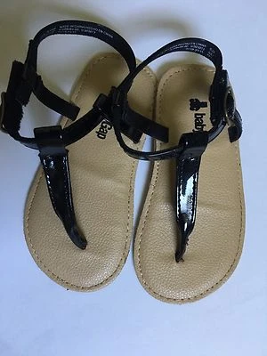 Sandalias negras de verano BabyGap para niña, talla 18-24M Foto 1 de 3