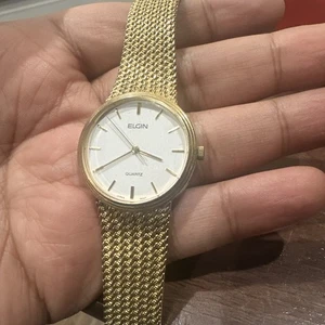 Orologio Uomo Vintage Elgin 31mm Tono Oro Rotondo Quarzo Abete 7in Da Riparare - Foto 1 di 10