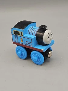 Early Engineers Thomas the Train Tank Engine Wooden Railway Friends Blue 2009 - Picture 1 of 8