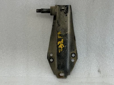 Jeep Grand Wagoneer 1988 soporte de suspensión de resorte de hoja delantera derecha (opción de 6 hojas) Foto 1 de 4