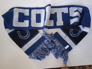 Bufanda de punto acrílico Indianapolis Colts 52", doble cara, flecos, nunca usada - Imagen 1 de 4