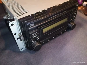 Suzuki Aerio 2004 radio am fm estéreo reproductor de CD - Imagen 1 de 4