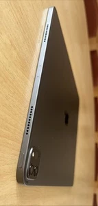 IPad Pro 12.9“ 128GB WiFi - Wenig benutzt - Bild 1 von 6