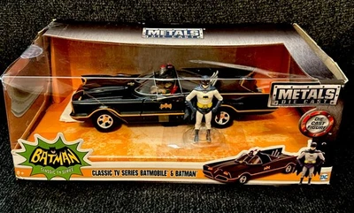 1966 TV SERIES BATMOBILE BATMAN & ROBIN FIGUREs 1:24 JADA 98259  NEW IN PACKAGE  - Image 1 of 4