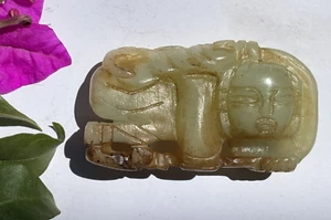 Colgante de piedra beige tallada por dios chino - Imagen 1 de 3