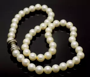 Judith Ripka Magnetic Pearl Necklace with 925 Sterling Magnetic Clasp approx.16" - Picture 1 of 7