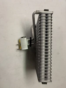 NEW HOLLAND CNH EVAPORATOR 84579699 - Picture 1 of 4