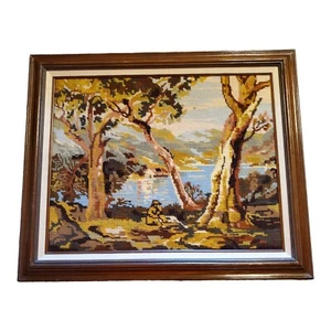 Vintage 21" x 20" gerahmt/mattiert Nadelspitze Landschaft Mann Wasser Bäume SELTEN - Bild 1 von 9