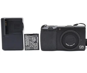 Ricoh GR Digital II 10.1MP 4x Compact Digital Camera Black F/S From JAPAN - Picture 1 of 9