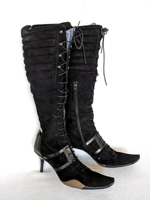 Botas para mujer Bally Italy 'Tesla' negras de gamuza con cordones, 36,5 nuevas $1.299 Foto 1 de 4