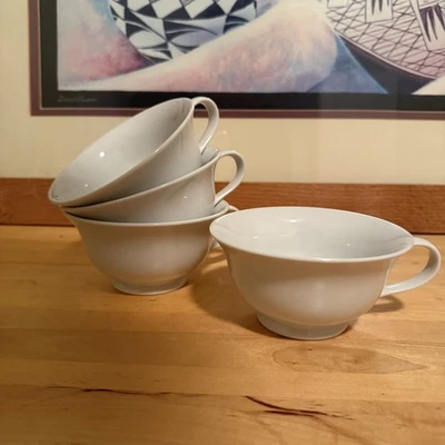 Pottery Barn Cups PB Wht Set Of 4 Coffee Tea Made In Thailand Footed 8Oz no box - Image 1 of 4