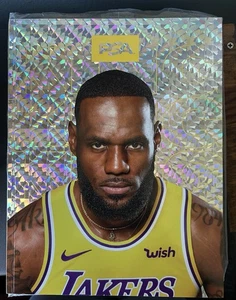 PSA Magazine July 2024 LeBron James Silver Cracked Ice Cover Variant SP /1000 - Picture 1 of 2