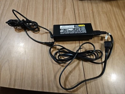 Adaptador CA Fujitsu 80W genuíno para Lifebook T1010 T4220 T4020A T4020B T5010 - Imagem 1 de 4