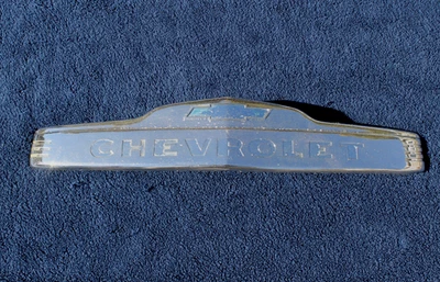 Vintage Chevy 1947-1953 Truck Front Hood Emblem Badge Sedan Delivery 3100 3600 - Image 1 of 4