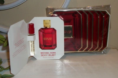 Lote de 6 piezas mini frascos en aerosol de muestra de 0,05 OZ rubí sexy Michael Kors Foto 1 de 4