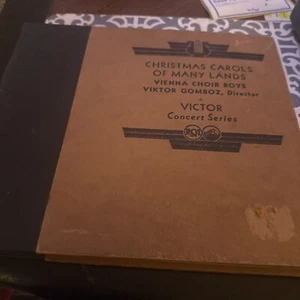 VIENNA CHOIR BOYS CHRISTMAS CAROLS OF MANY LANDS VICTOR RECORD SET Of 4 LP - Picture 1 of 12