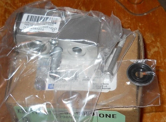 Kit de válvula de expansão CA Chevrolet Suburban NOS 1996-99 GMC 15-5668 52406098 - Imagem 1 de 1