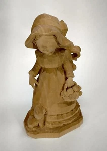 ANRI 7" handgeschnitzte Figur Garten Party Mädchen Sarah Kay Naturholz Skulptur  - Bild 1 von 9