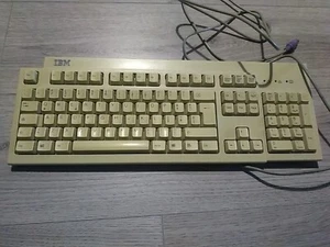 Tastiera vintage IBM KB-9910 - PS/2  - Foto 1 di 4