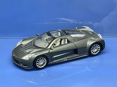 Motormax 1/24 Gray 2005 CHRYSLER ME FOUR TWELVE Concept Car - Image 1 of 4