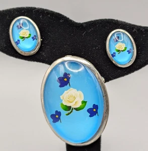 Vintage Brooch Pendant Matching Earrings Blue & Yellow Rose Flower Oval Resin - Picture 1 of 9