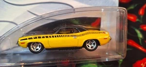 2002 Hot Wheels Mopar Performance Parts Series ‘70 PLYMOUTH BARRACUDA YELLOW - Picture 1 of 5