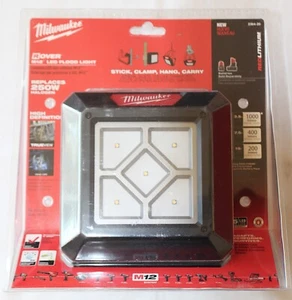 Milwaukee M12 Rover LED Flood Light 2364-20 (Bare Tool) New - Picture 1 of 8