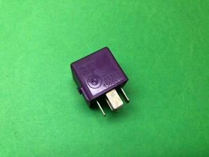 Rele BMW E38 E30 61361388911 61.36-1388911 V23134E59X107 - Imagen 1 de 2