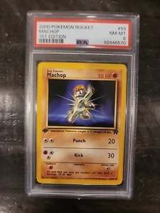 2000 Pokémon Rocket #59 Machop 1st Edition PSA 8 - Bild 1 von 2