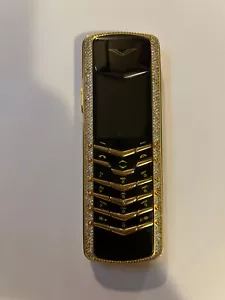 Vertu Signature S - Stainless steel (Unlocked) Mobile Phone - Picture 1 of 10