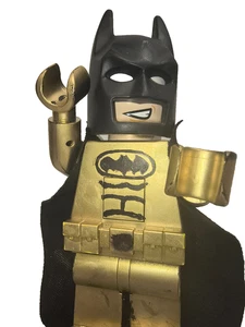 Linterna minifigura Lego Batman chapada en oro - Imagen 1 de 5