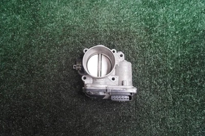 Hyundai Elantra 2019 2020 motor 2L carrocería del acelerador fabricante de equipos originales 81 k millas 351002E710 Foto 1 de 4