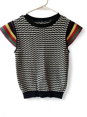 Top Zara tejido blanco y negro con mangas a rayas coloridas talla pequeña Foto 1 de 4