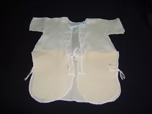 Vintage 2 Baby Säugling Neugeborene Lagenlook Shirts bestickt & gehäkelt Borte - Bild 1 von 14