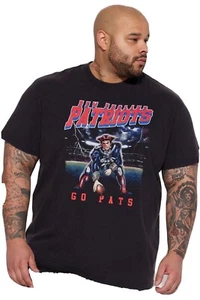 New England Patriots "Storm" Men Black Short Sleeve Graphic Tee NFL Apparel - Picture 1 of 4