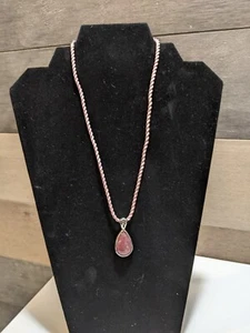 "WUNDERSCHÖNE Lepidolith lila/rosa Träne Tropfen S/S Anhänger Halskette - 15,5""-18" - Bild 1 von 3