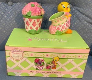 WARNER BROTHERS TWEETY BIRD GARDEN SUGAR & CREAMER SET BEAUTIFUL GARDEN SO CUTE! - Picture 1 of 3