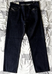 Diesel D Macs Straight Jeans Denim Herren W34 L32 dunkelblau Rinse 01 UVP 110£ - Bild 1 von 10
