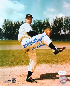 Bobby Shantz Autographed New York Yankees 8x10 Pitching Photo w/ 1958- JSA *Blue - Picture 1 of 5