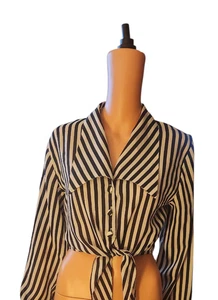 you nique vintage black and white tie-front top - Picture 1 of 4