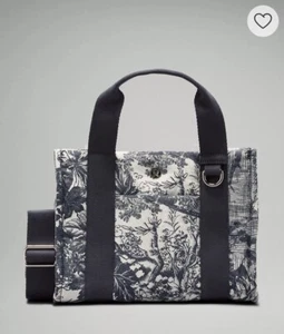 Lululemon Boxy Mini Tote Toile Turtledove Black 4.5 L BRAND NEW WITH TAGS - Picture 1 of 6