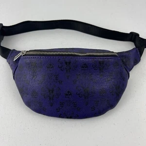 Disney Parks Loungefly Haunted Mansion Tapete Lila Schwarz Bauchtasche - Bild 1 von 4