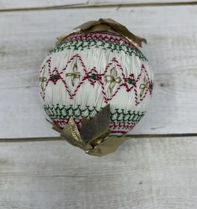 vintage smocked ball Christmas ornament gold red green crosses - Picture 1 of 6