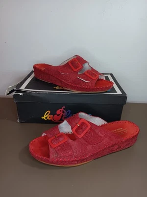 LA PLUME Red Nubuck Wedge Slide 8/38 Backless Buckle Sandal New Open Box Italy - Image 1 of 4